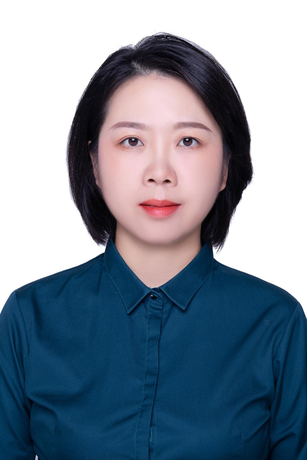何珊